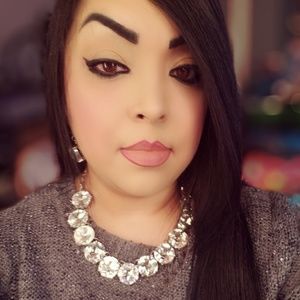 Meet your Posher, Jo ann